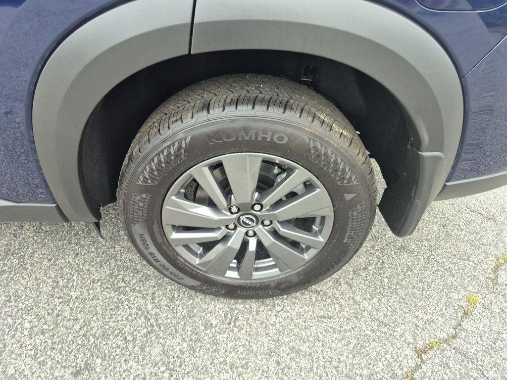 new 2026 Nissan Pathfinder car, priced at $38,357