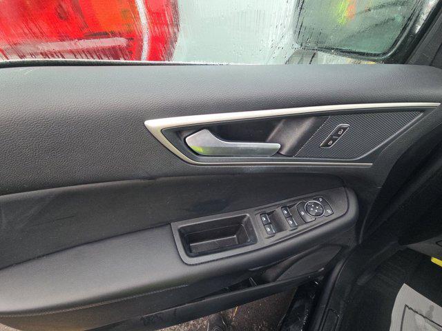 used 2024 Ford Edge car, priced at $26,995