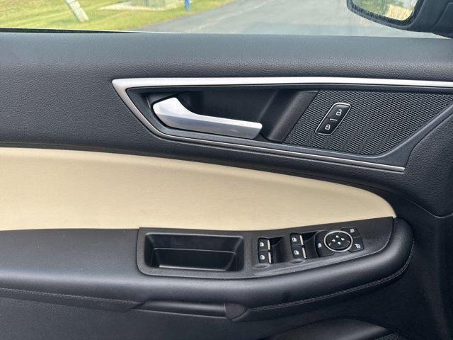 used 2023 Ford Edge car, priced at $30,995