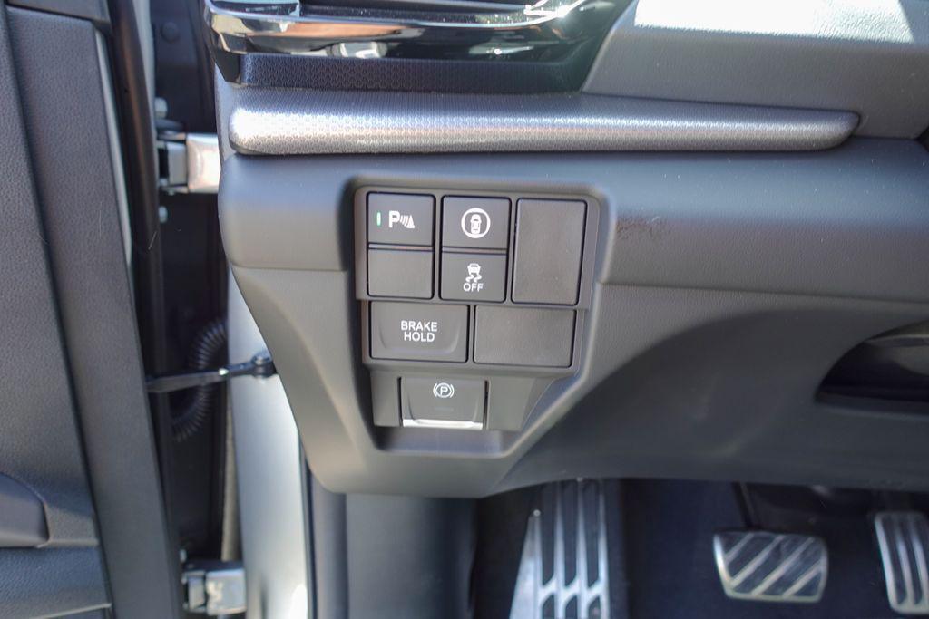 new 2025 Acura RDX car, priced at $46,400