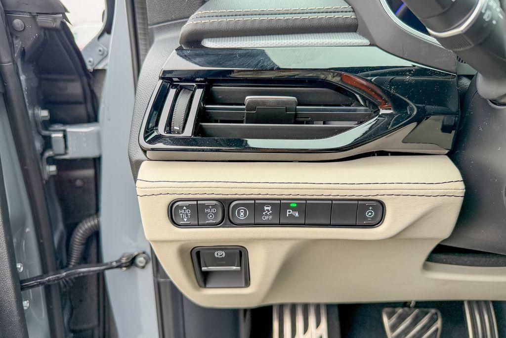 new 2026 Acura MDX car, priced at $68,600