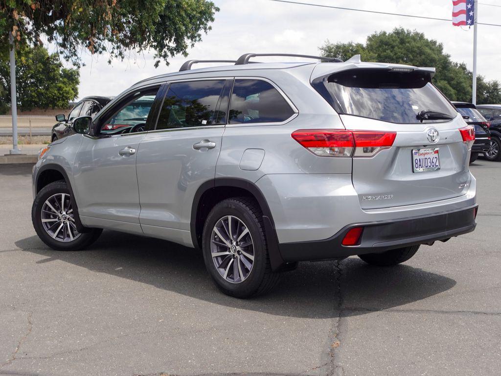 used 2017 Toyota Highlander car, priced at $25,665