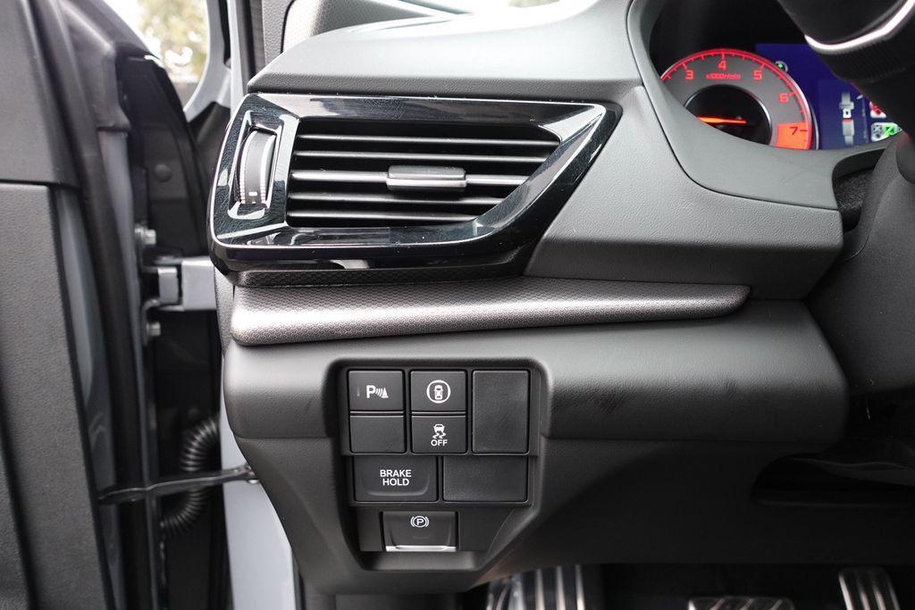 new 2026 Acura RDX car, priced at $51,900