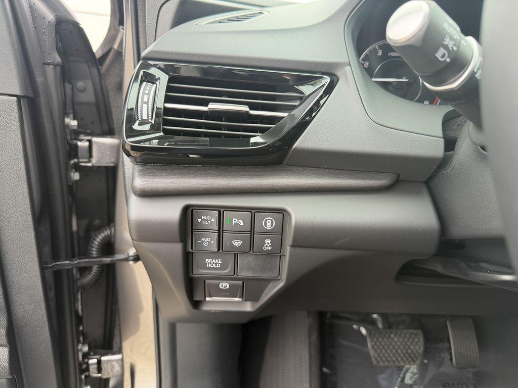 new 2026 Acura RDX car, priced at $52,650