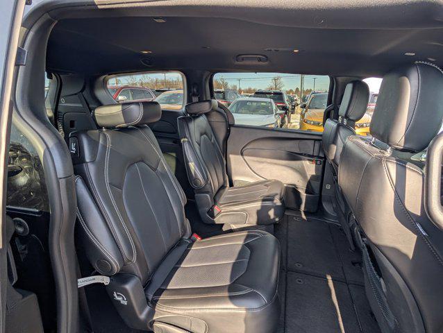 used 2025 Chrysler Pacifica car, priced at $29,500