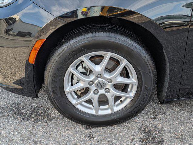 used 2025 Chrysler Pacifica car, priced at $29,000