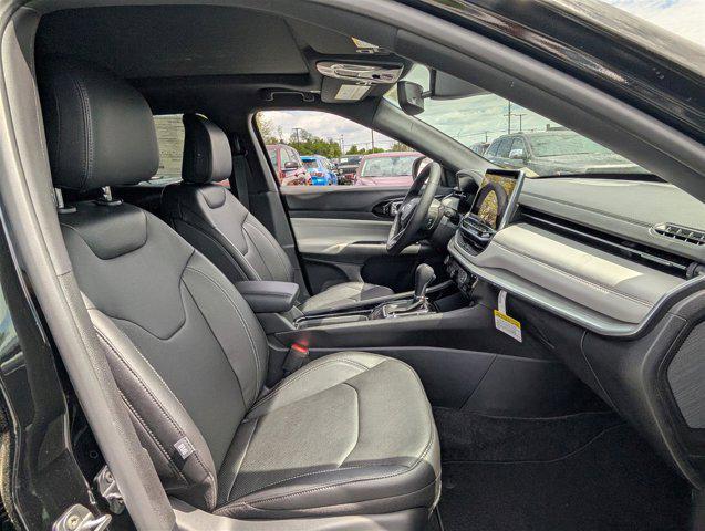 new 2025 Jeep Compass car, priced at $32,654