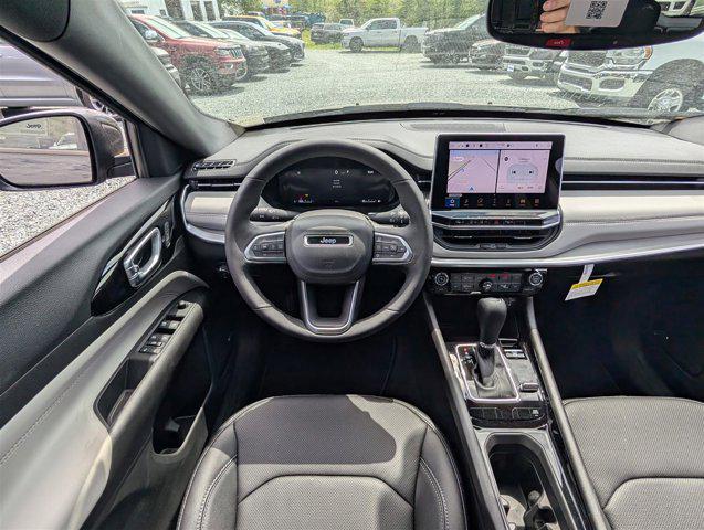 new 2025 Jeep Compass car, priced at $32,654