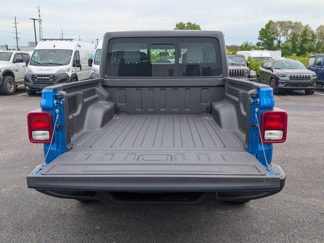 new 2026 Jeep Gladiator car, priced at $35,471