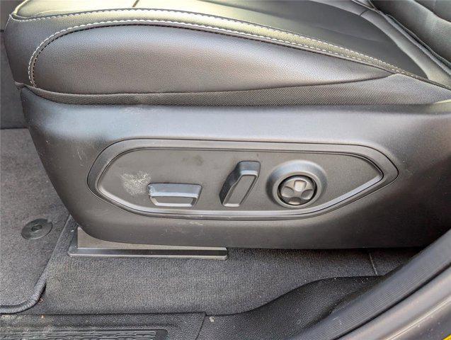 new 2025 Jeep Grand Cherokee car, priced at $43,722