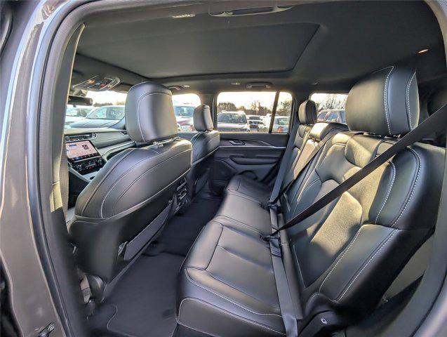 new 2025 Jeep Grand Cherokee car, priced at $43,722