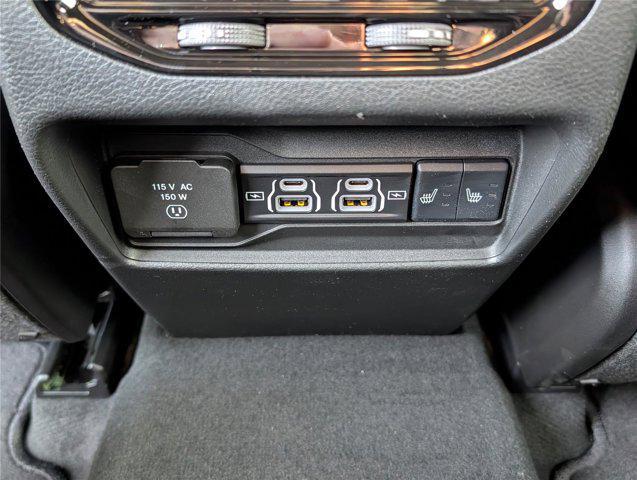 new 2025 Jeep Grand Cherokee car, priced at $43,722