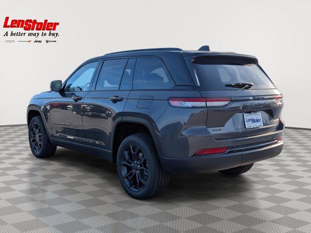 new 2025 Jeep Grand Cherokee car, priced at $43,722
