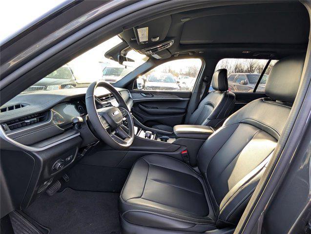 new 2025 Jeep Grand Cherokee car, priced at $43,722