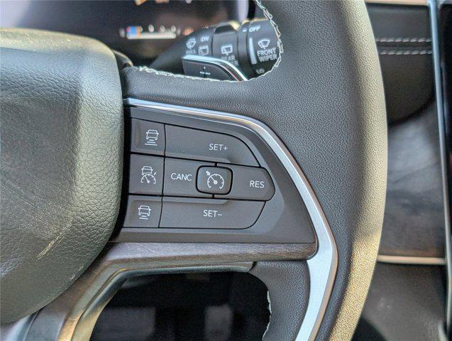 new 2025 Jeep Grand Cherokee car, priced at $43,722