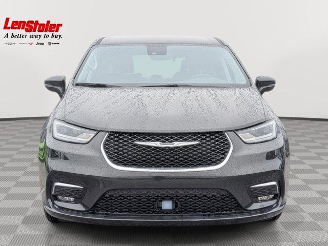 used 2023 Chrysler Pacifica car, priced at $22,000