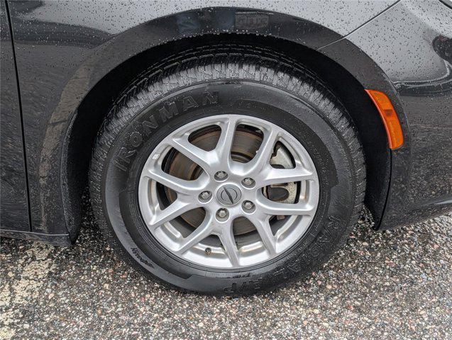 used 2023 Chrysler Pacifica car, priced at $22,000