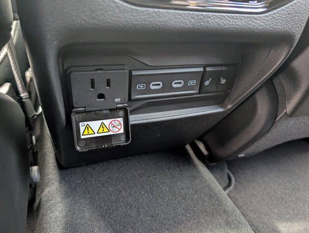 new 2026 Jeep Grand Cherokee car, priced at $47,087