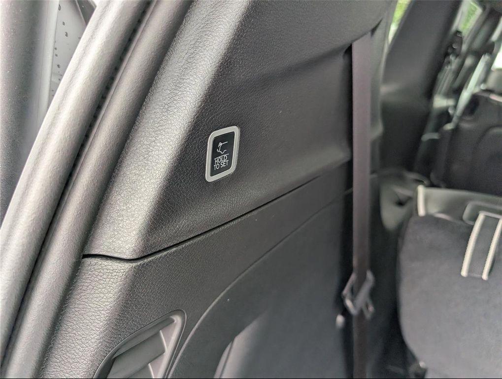 new 2027 Chrysler Pacifica car, priced at $49,613