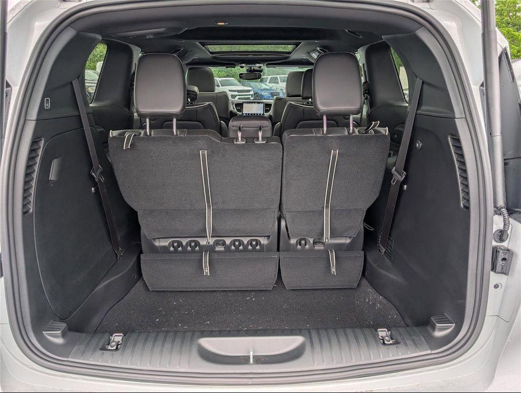 new 2027 Chrysler Pacifica car, priced at $49,613