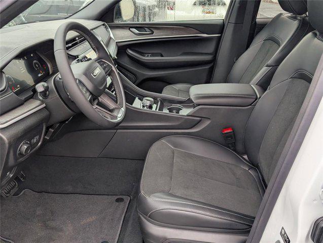 new 2026 Jeep Grand Cherokee car, priced at $41,568