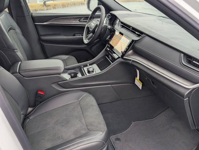 new 2026 Jeep Grand Cherokee car, priced at $41,568