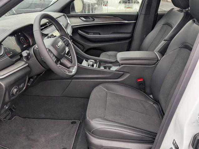 new 2026 Jeep Grand Cherokee car, priced at $41,568