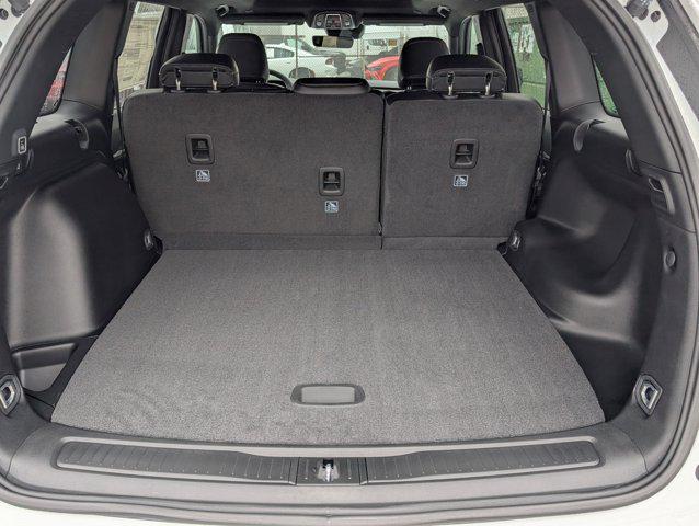 new 2026 Jeep Grand Cherokee car, priced at $41,568