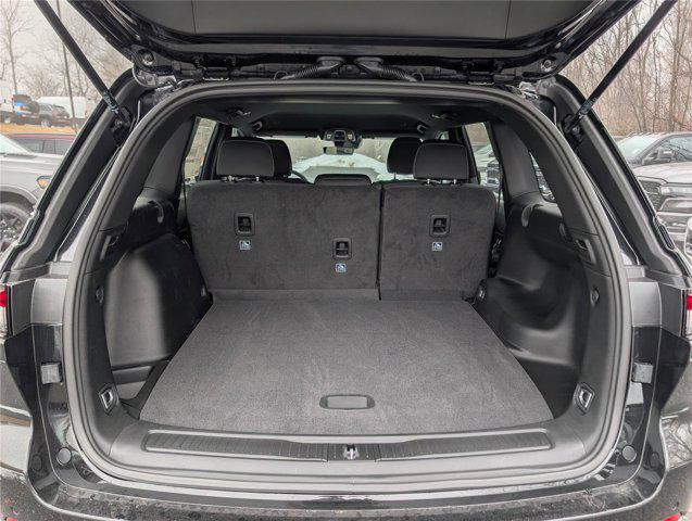 new 2026 Jeep Grand Cherokee car, priced at $36,757