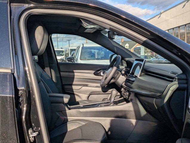 new 2025 Jeep Compass car, priced at $28,050