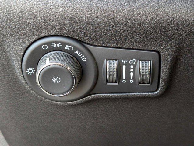 new 2025 Jeep Compass car, priced at $28,050