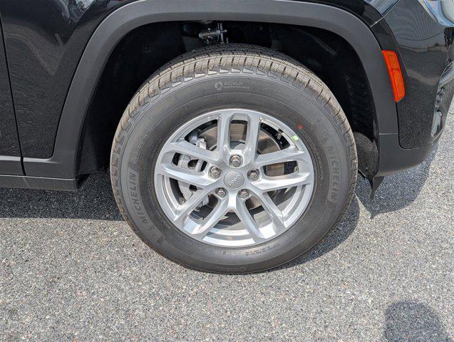 new 2025 Jeep Grand Cherokee car, priced at $34,031