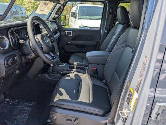 new 2026 Jeep Gladiator car, priced at $42,847