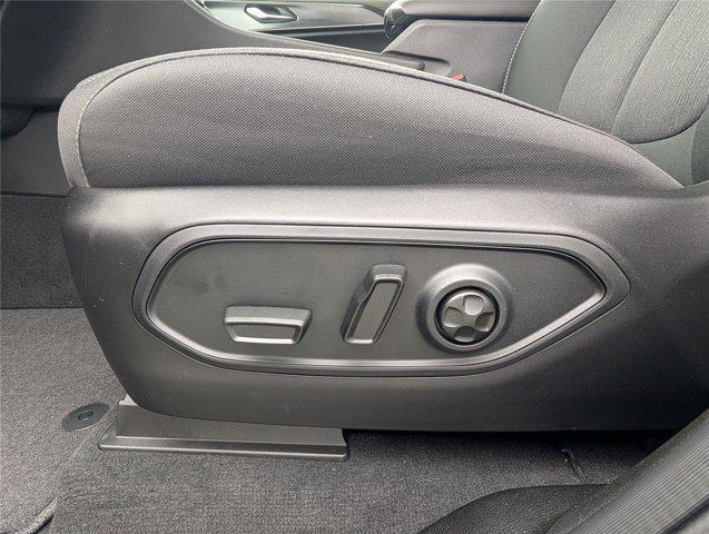 new 2025 Jeep Grand Cherokee car, priced at $32,415