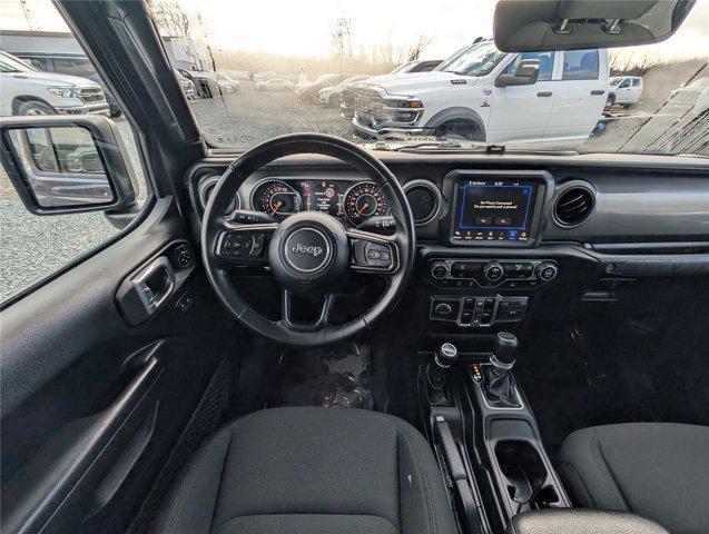 used 2021 Jeep Gladiator car, priced at $28,000