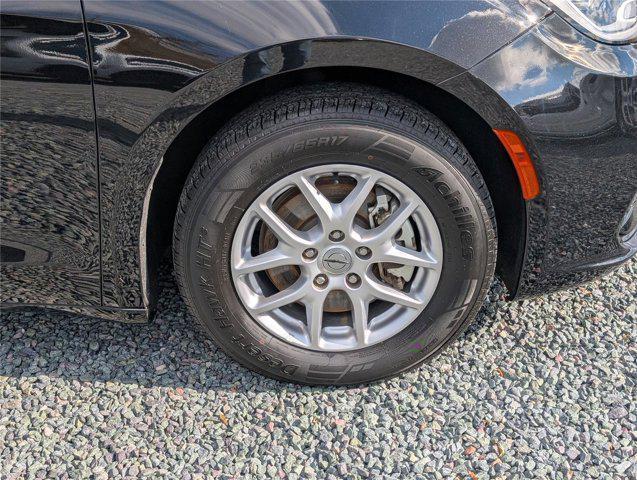 used 2024 Chrysler Pacifica car, priced at $22,500