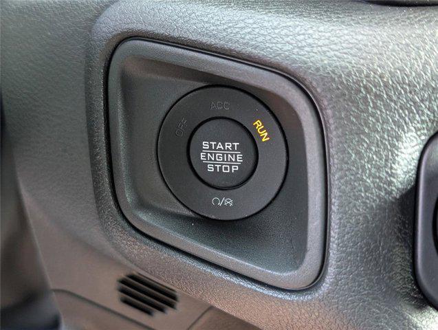 new 2025 Jeep Wrangler car, priced at $41,382