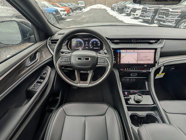 new 2026 Jeep Grand Cherokee car, priced at $44,383
