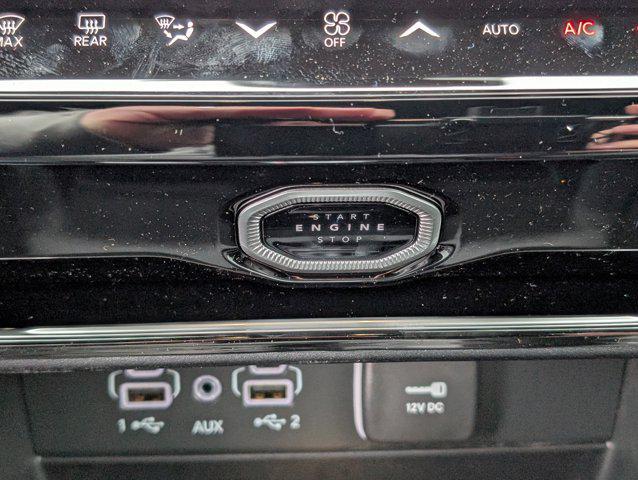 new 2026 Jeep Grand Cherokee car, priced at $44,383