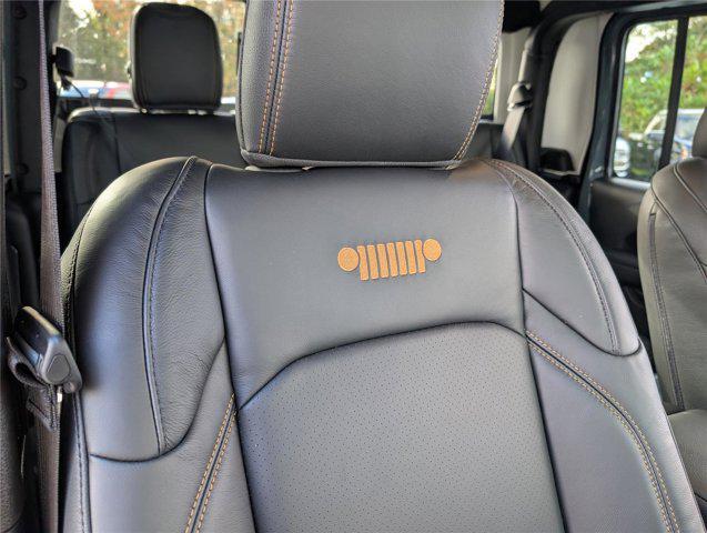 new 2025 Jeep Gladiator car, priced at $42,547