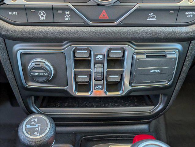 new 2025 Jeep Gladiator car, priced at $37,312