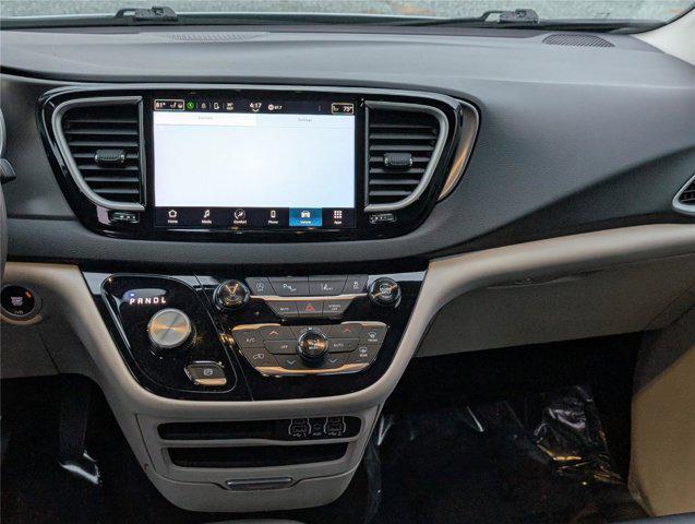 used 2024 Chrysler Pacifica car, priced at $25,500