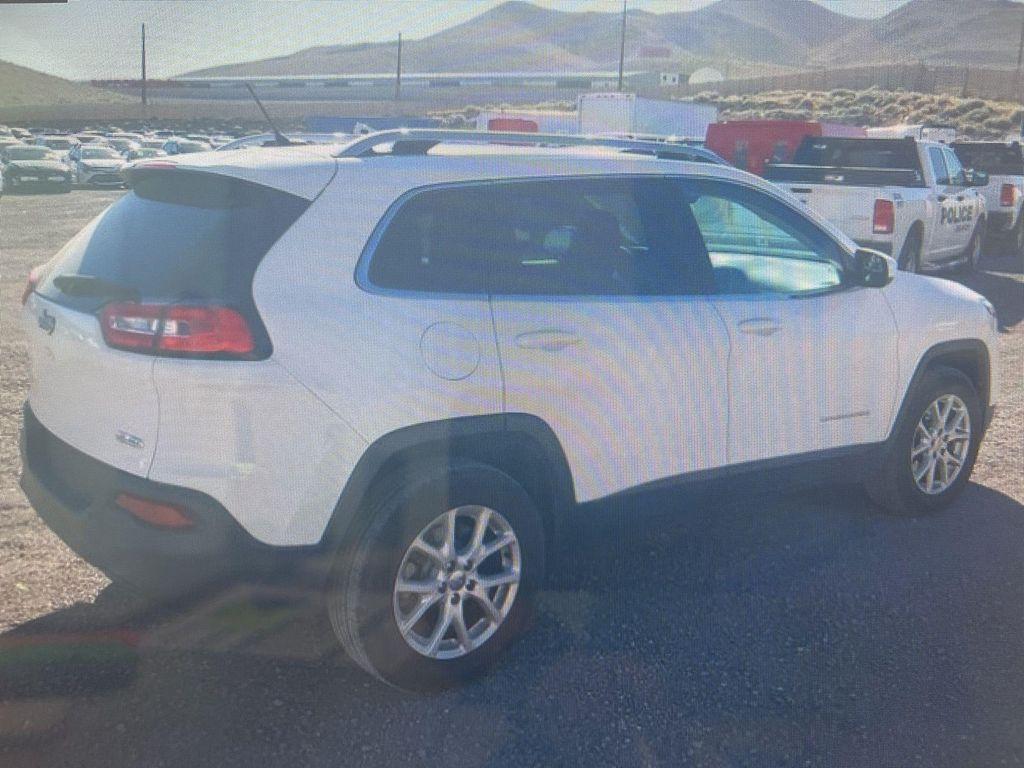 used 2018 Jeep Cherokee car, priced at $14,391