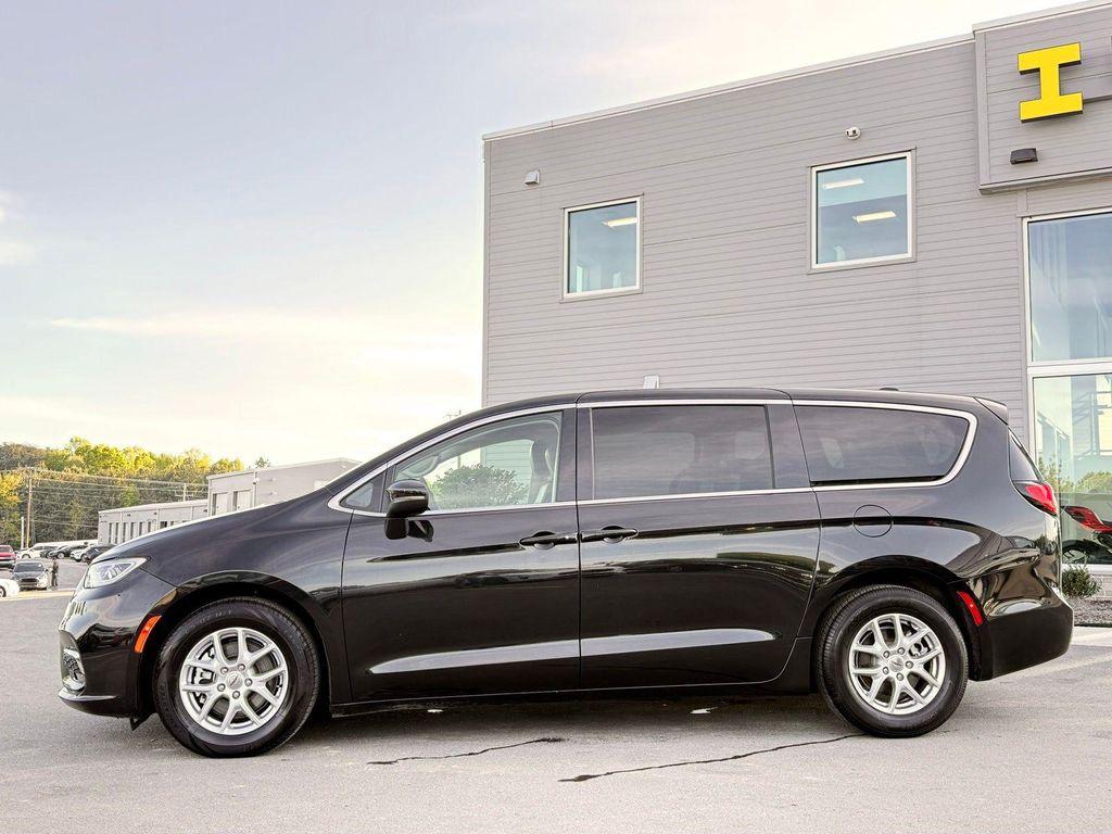 used 2023 Chrysler Pacifica car, priced at $22,991