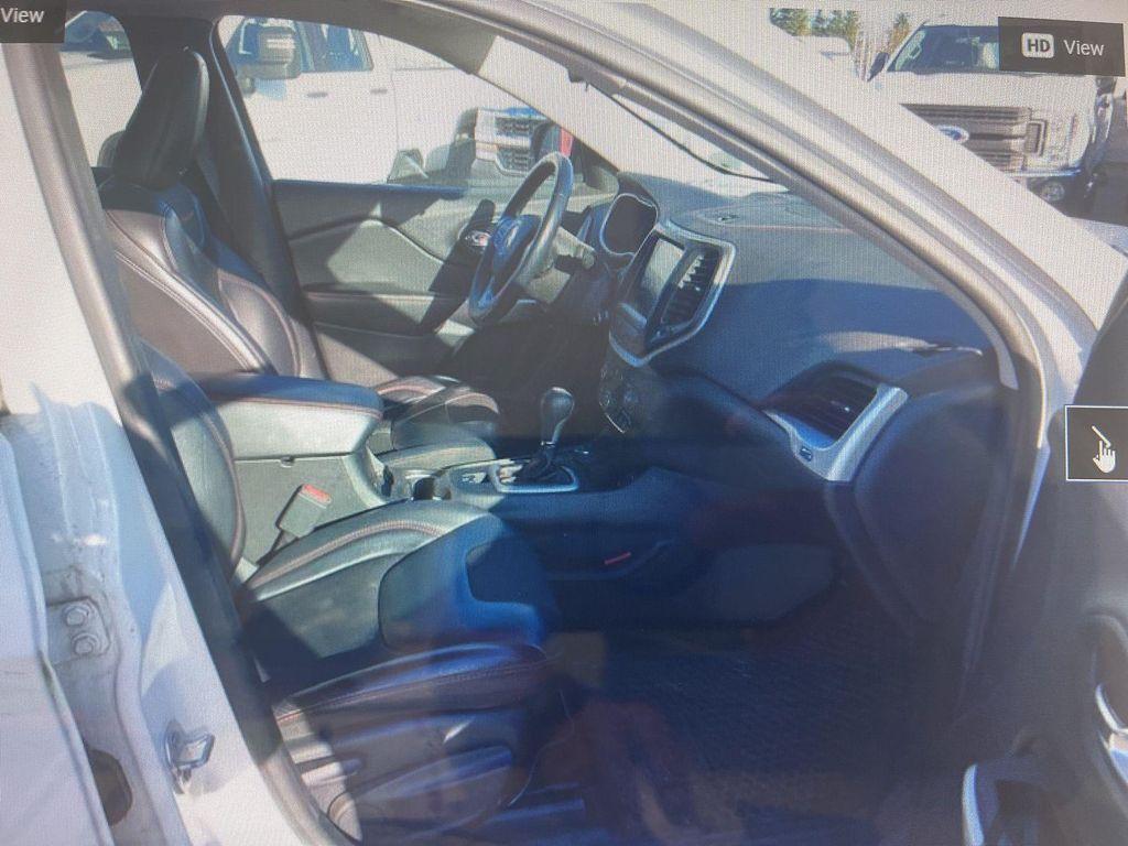 used 2017 Jeep Cherokee car, priced at $16,991