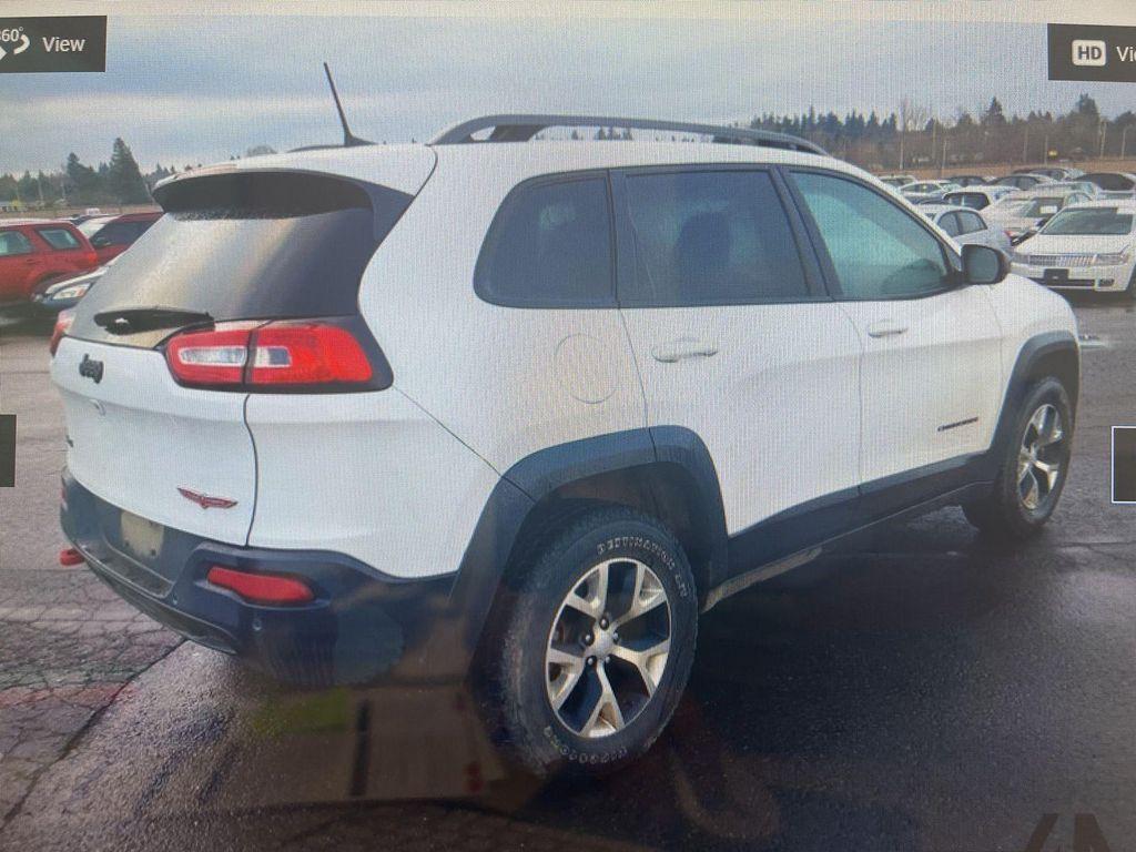 used 2017 Jeep Cherokee car, priced at $16,991