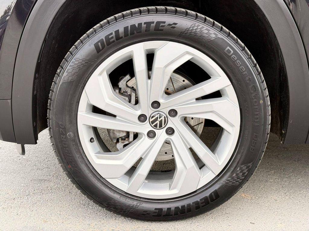 used 2021 Volkswagen Atlas car, priced at $19,991