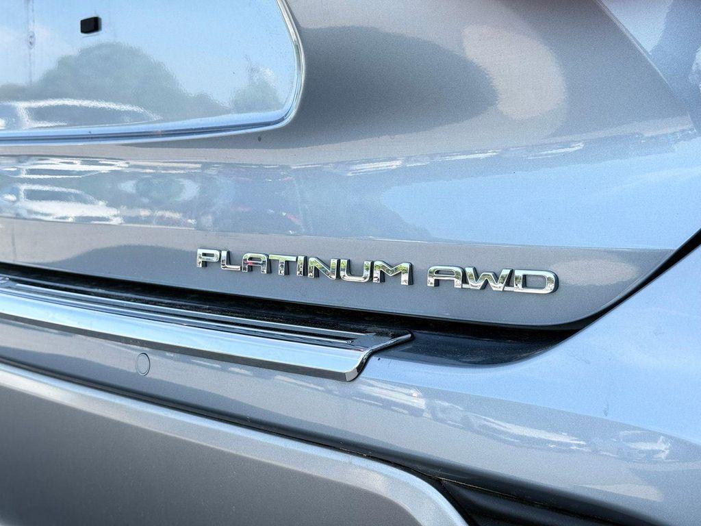 used 2022 Toyota Highlander car, priced at $31,191