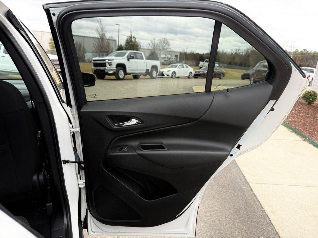 used 2018 Chevrolet Equinox car, priced at $11,491