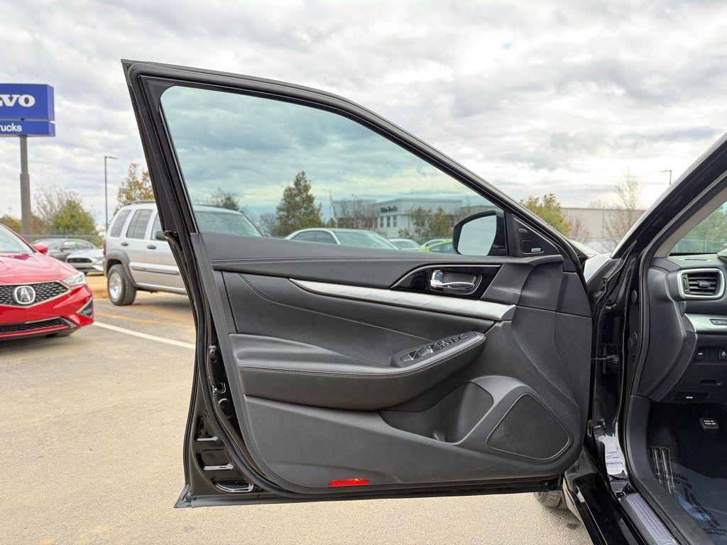 used 2020 Nissan Maxima car, priced at $21,981